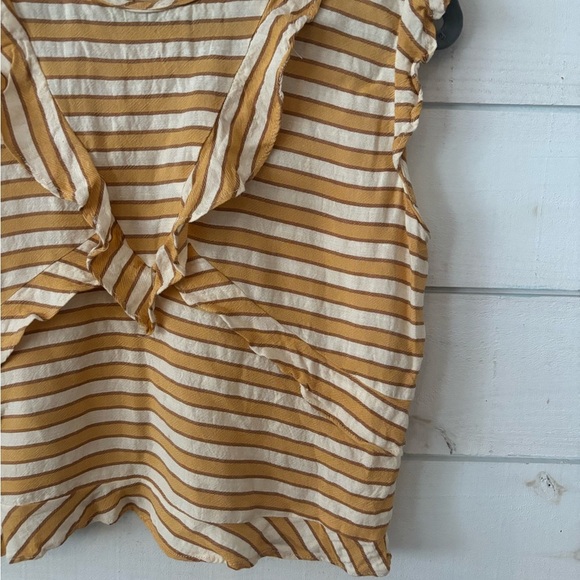 Zara TRF Collection Striped Yellow and White Sleeveless Top . Zara juniors - Picture 11 of 11